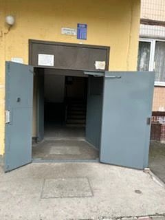 Провели работы по входным группам дома 30 по ул. Чапаева.