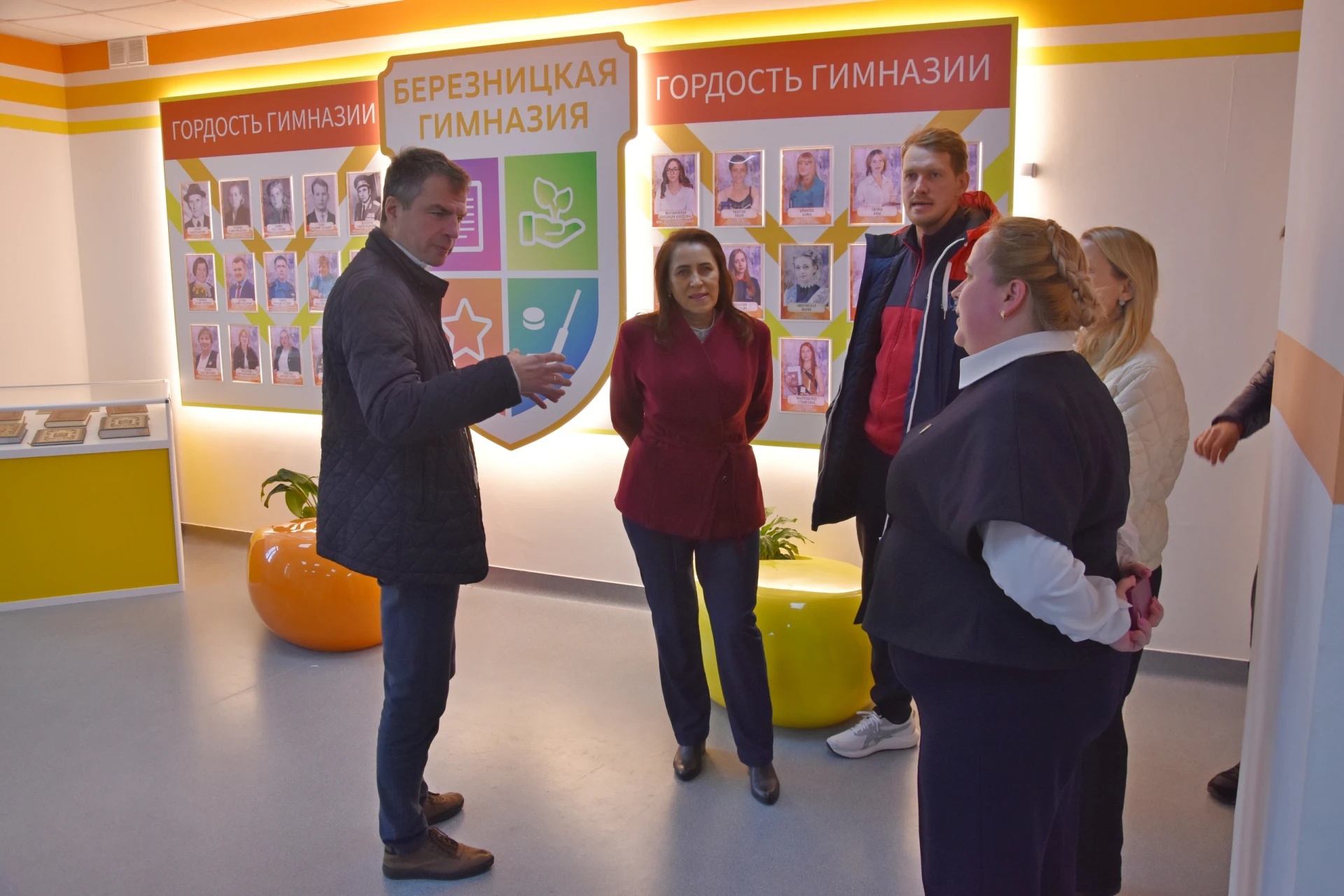⚡ Министр спорта Архангельской области Андрей Щелоков посетил Устьянский округ вместе с...