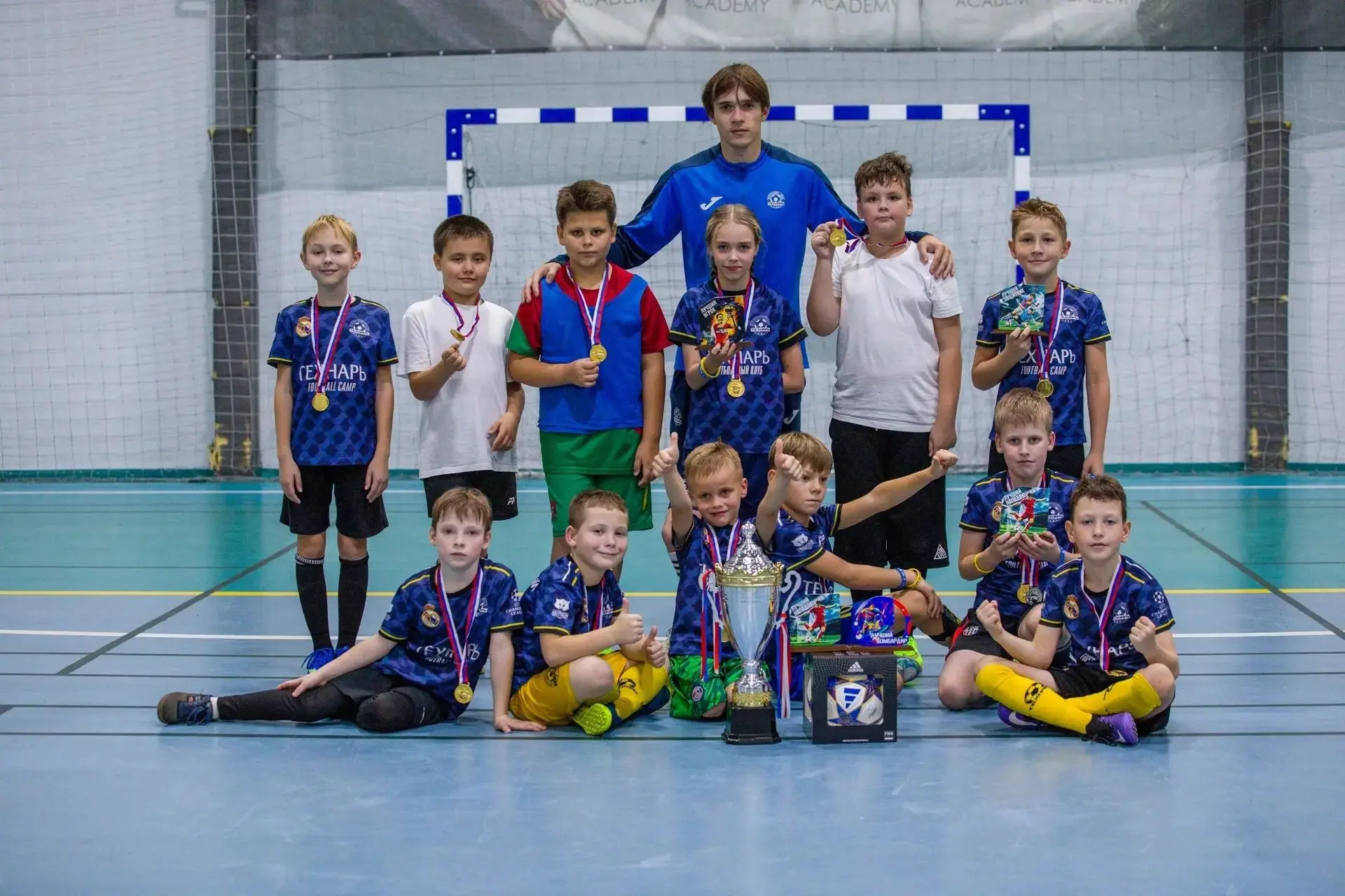 🏆 Команда нашей школы стала победителем "Кубка технаря"!
