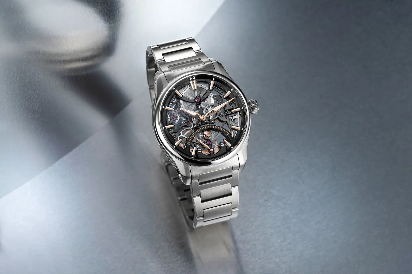 H. Moser & Cie. решил распространить свою 30-секундную ретроградную индикацию (модуль р...