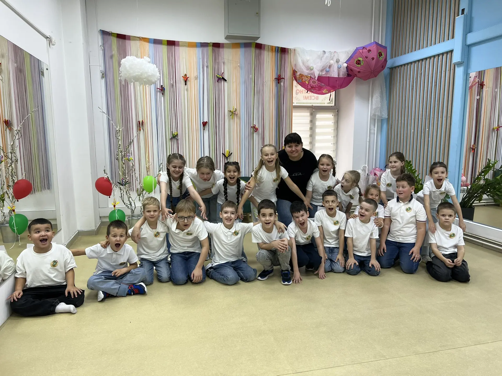 Сегодня у нас гостили первоклашки из 92 школы🧡🤗Пришли настоящей командой-все в одинак...