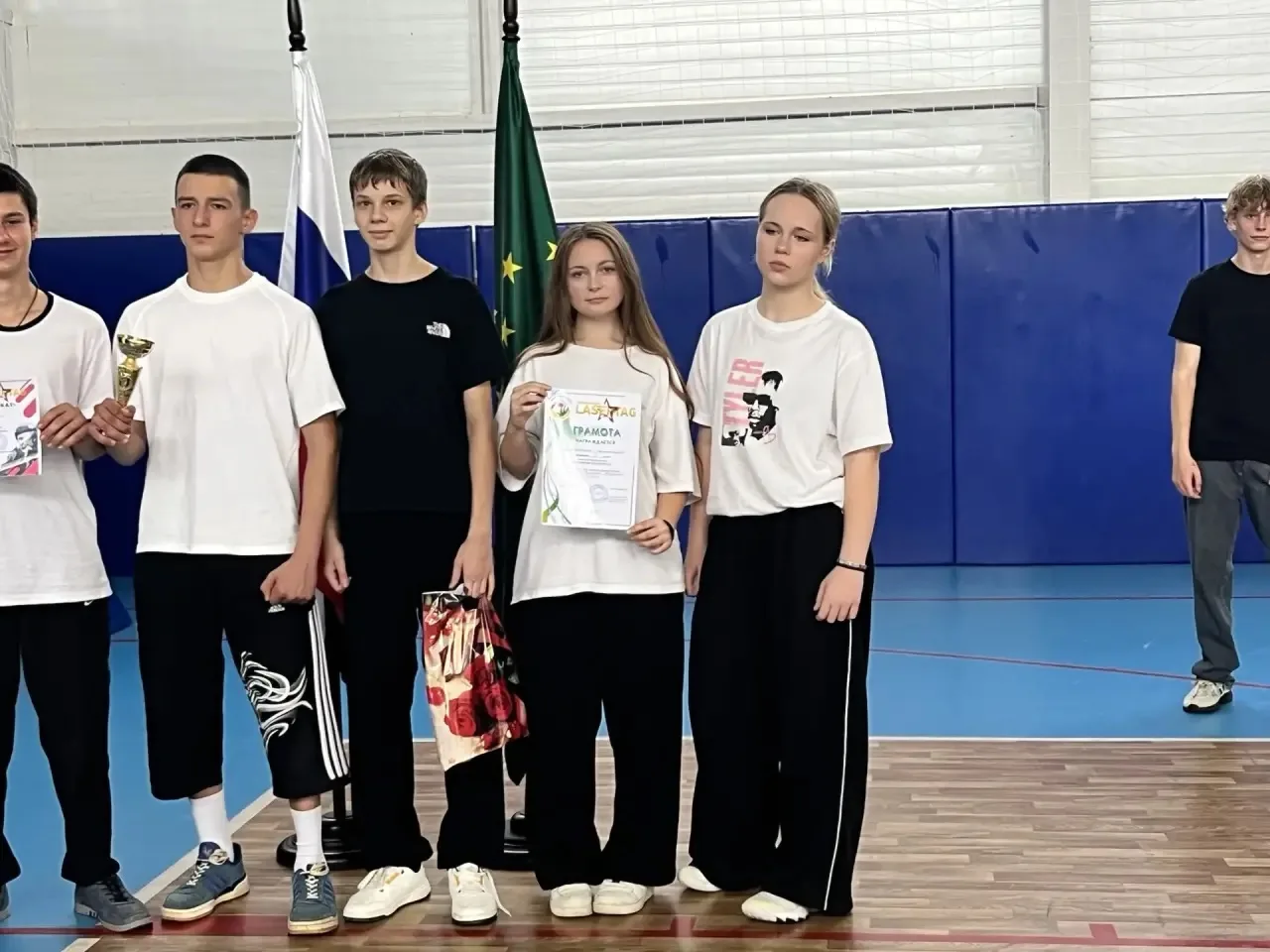 Здоровье, азарт и командный дух: наши ребята — на турнире по лазертагу! 🔫🏆