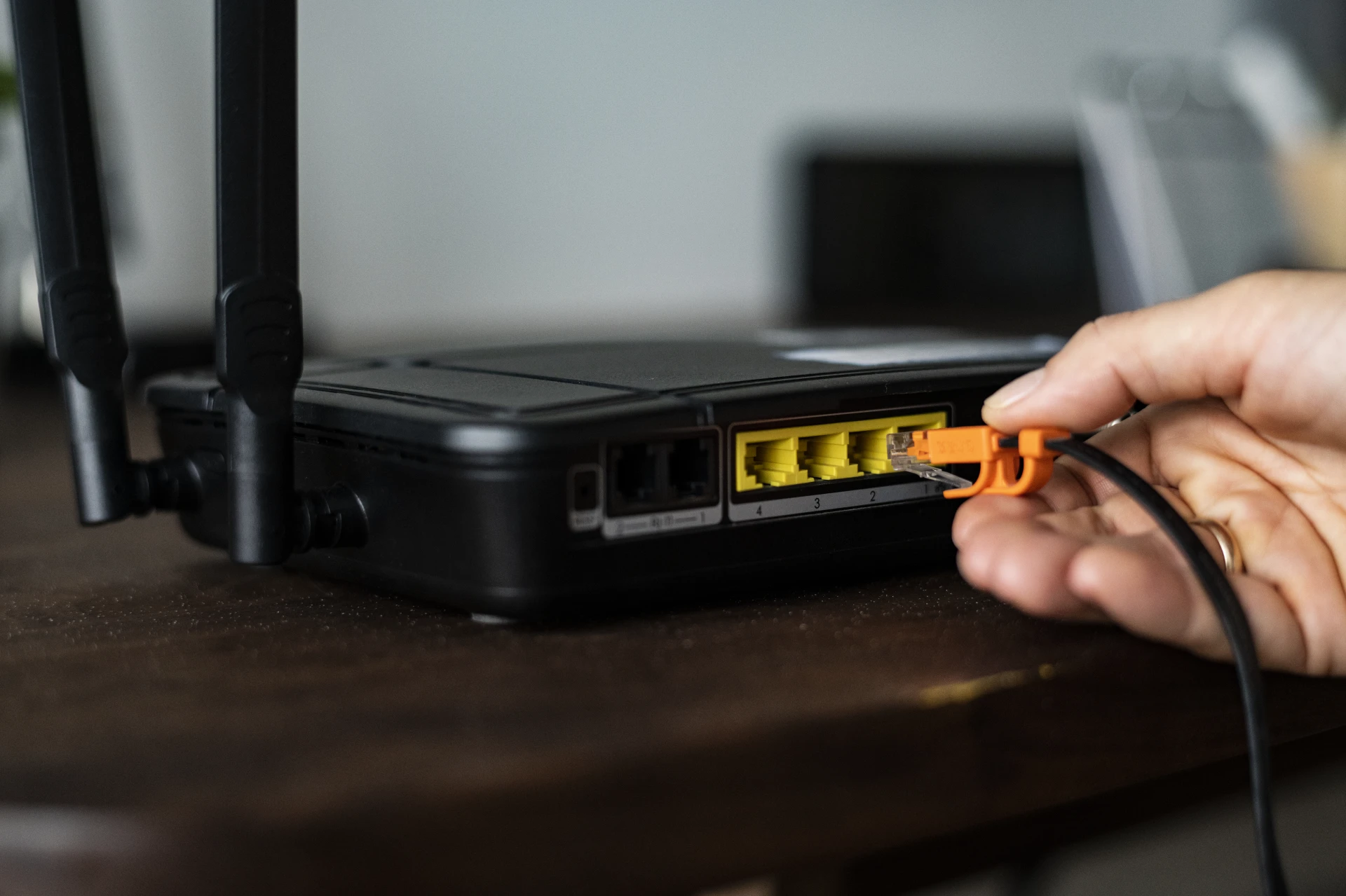 📶 Фольга поможет направить Wi-Fi в дальнюю комнату