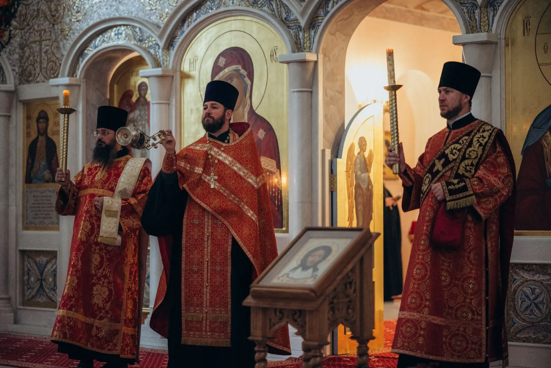 🕊️ Всенощное бдение накануне дня памяти преподобномученицы Елисаветы 🕊️