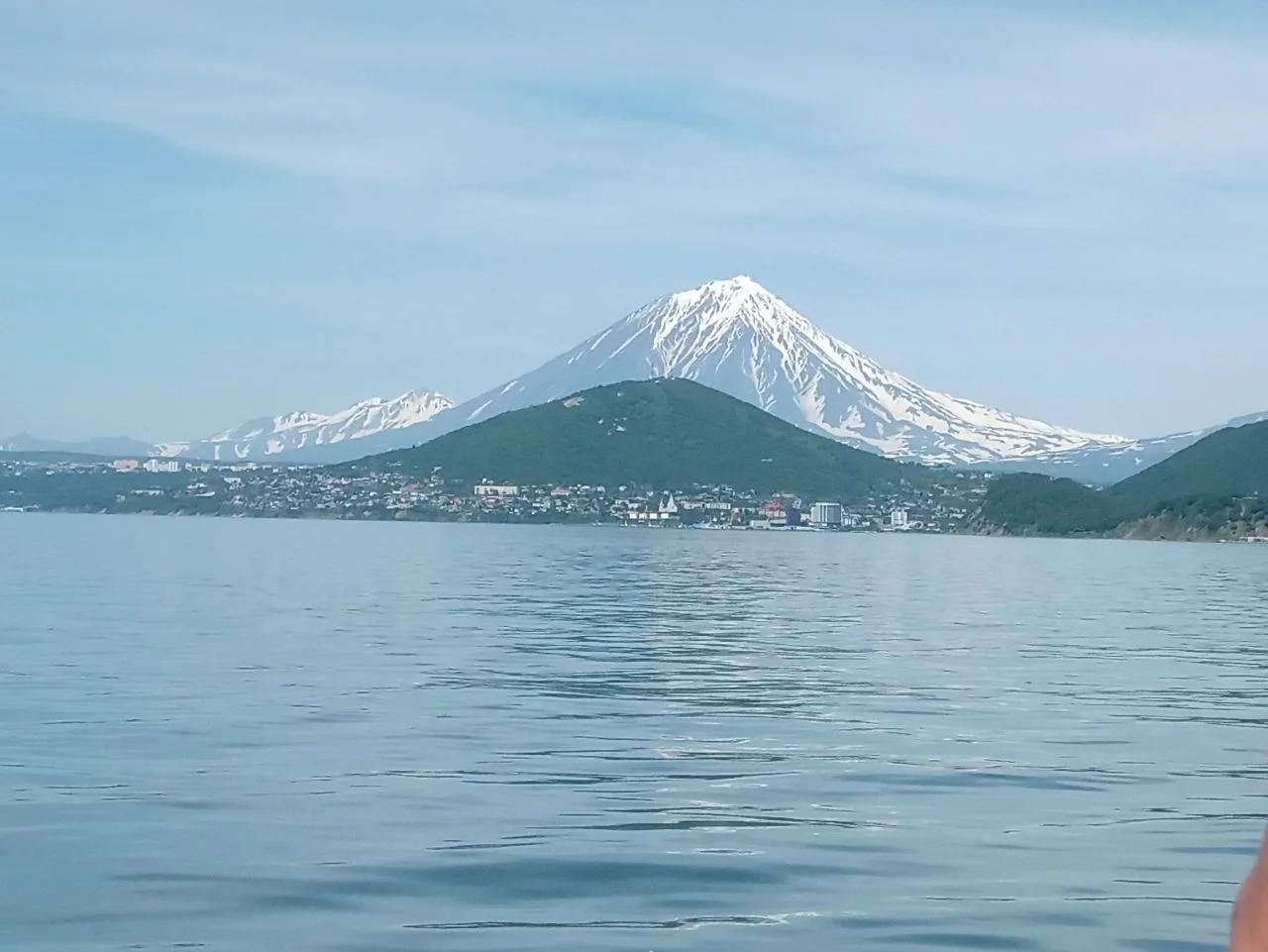Нет, последняя фотка не ошибка. Это все - реклама внутреннего туризма.