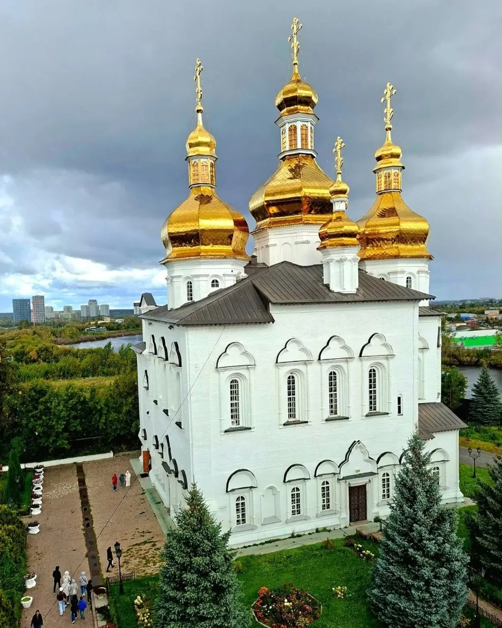 С праздником всех православных.. Сегодня Покров день.