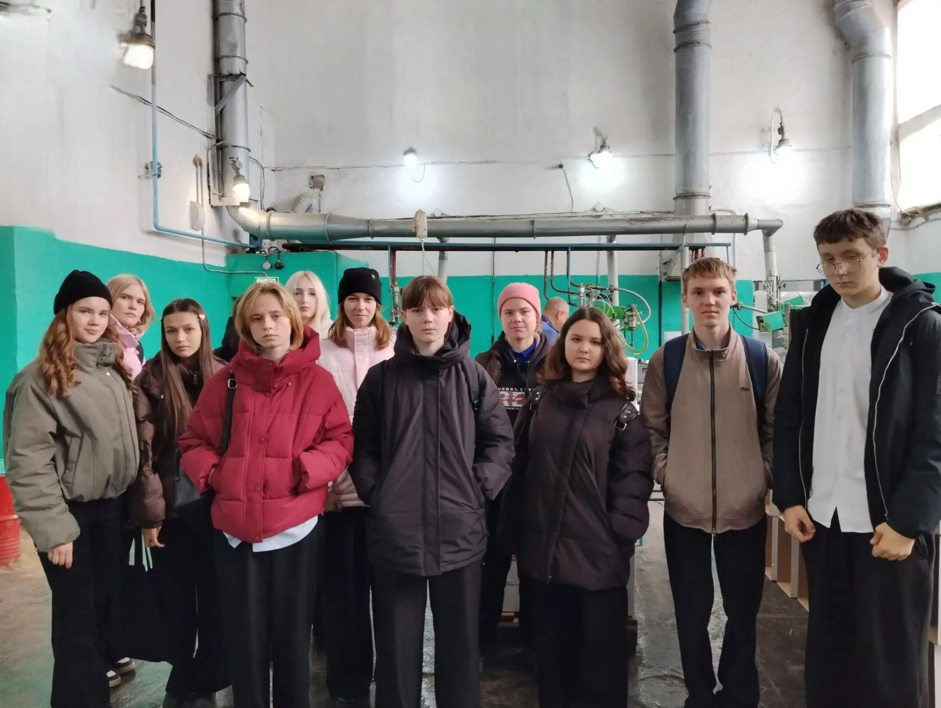 🧪 Профориентационная экскурсия: ребята побывали на предприятии ООО «Доктор Фармер»! 🌾