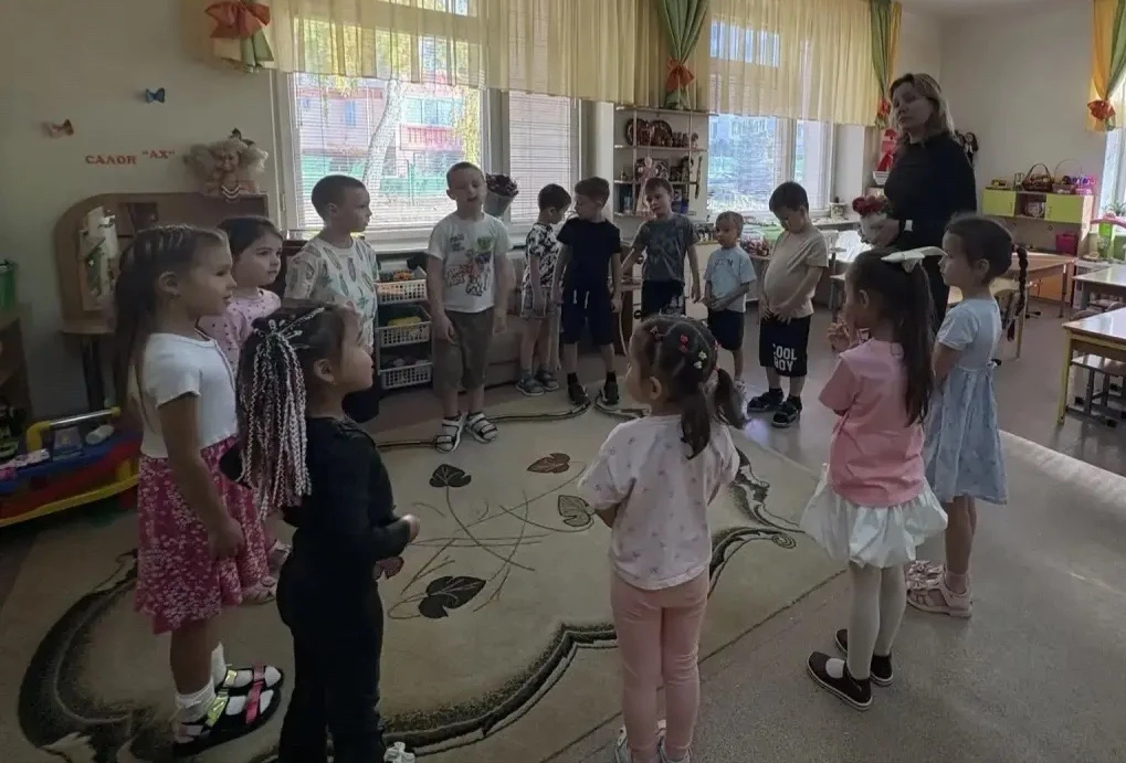 В логопедической группе №2 прошёл чудесный праздник, посвящённый Международному дню дев...