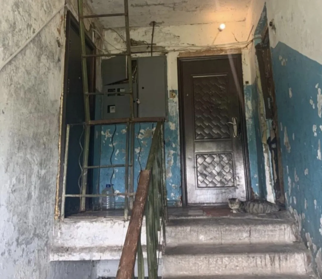 ⚡⚡По иску прокурора суд обязал управляющую организацию провести текущий ремонт подъездо...