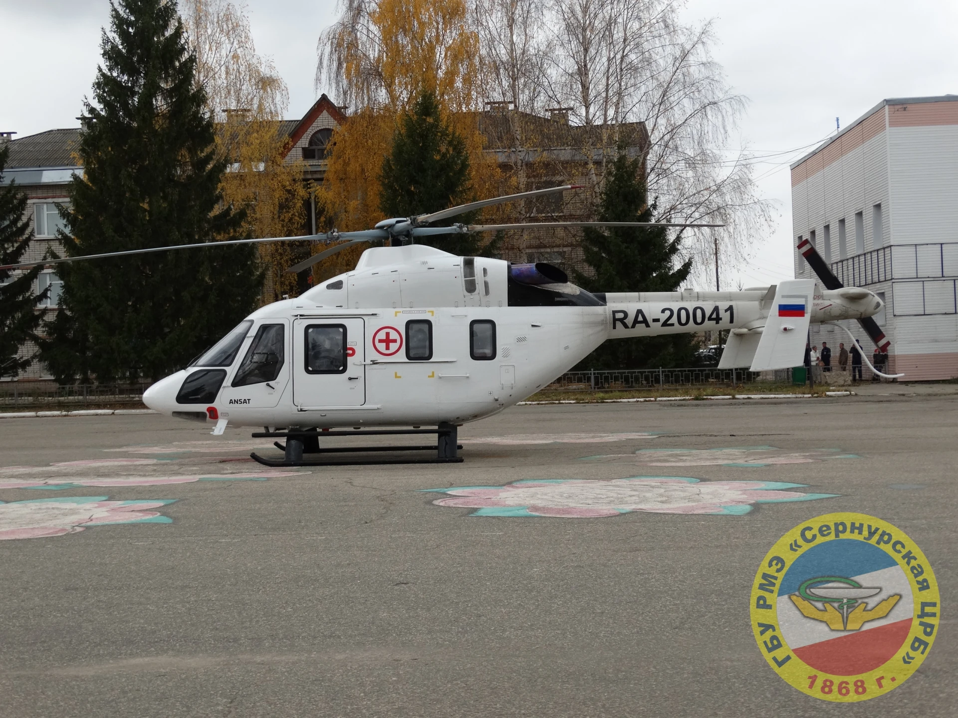 🚁 В 2026 году вертолет санитарной авиации транспортировал в медицинские организации Йо...