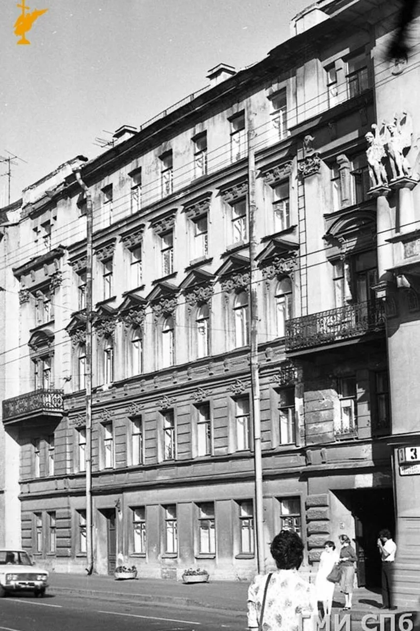 Большая Пушкарская улица, дом №3: кадр из Петербурга 1982 года