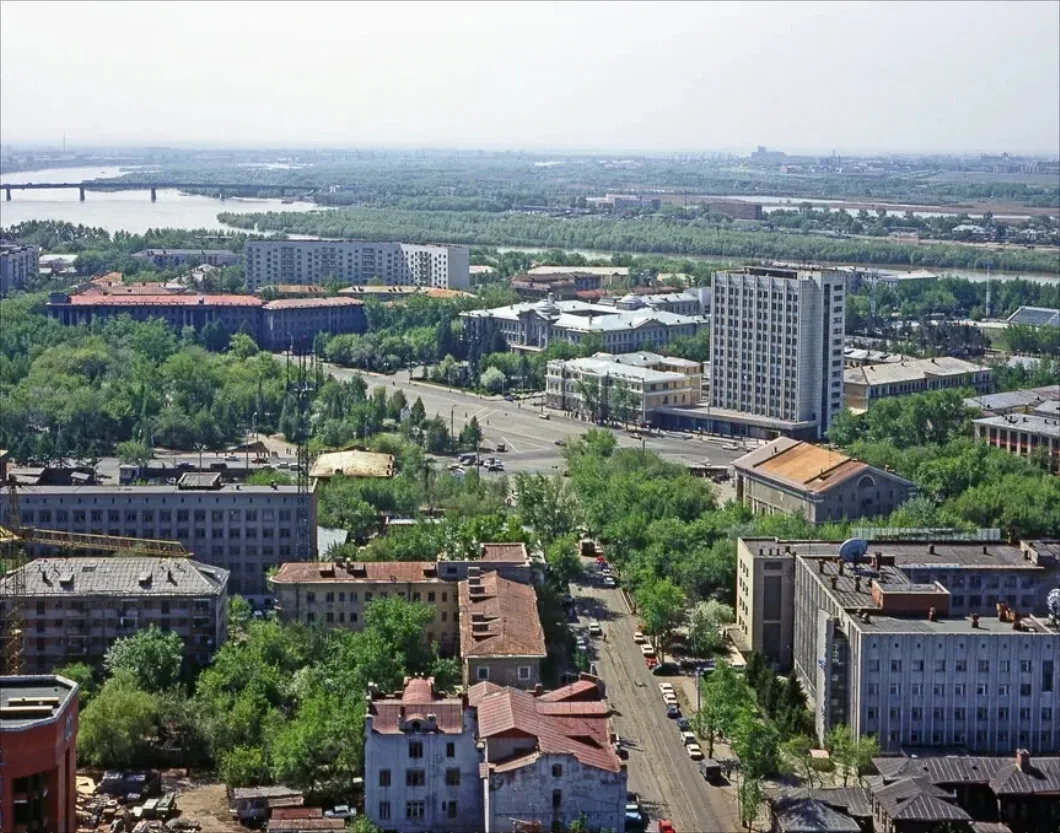 Ретроспектива. Омск. 1995-1996 гг. Улица Орджоникидзе.