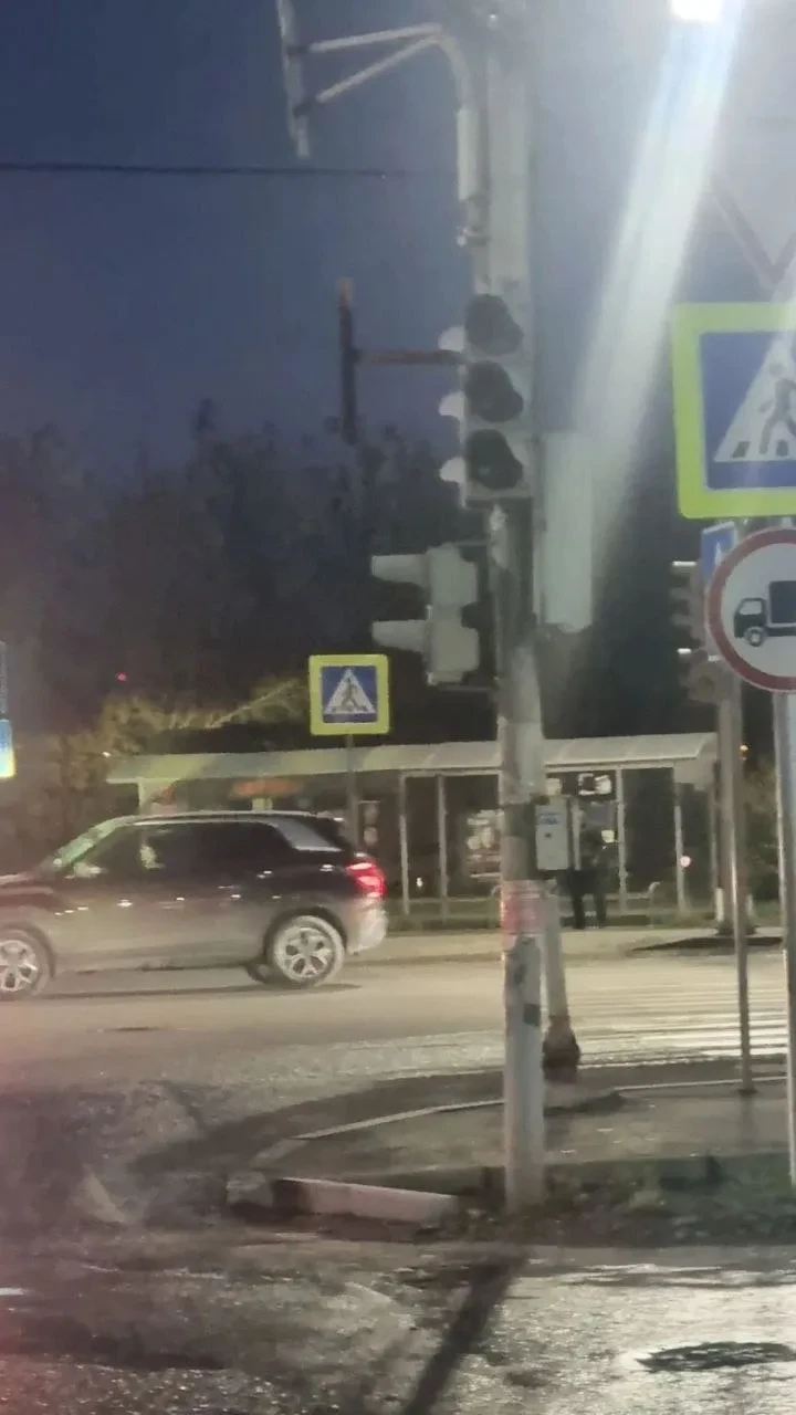 «Конец света» в Березовском: СВЕТОфор погас