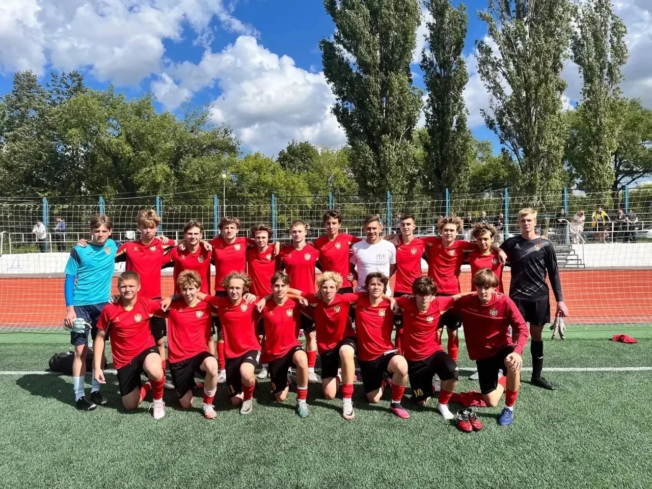⚽ СШ «Арсенал» стала бронзовым призёром первенства области
