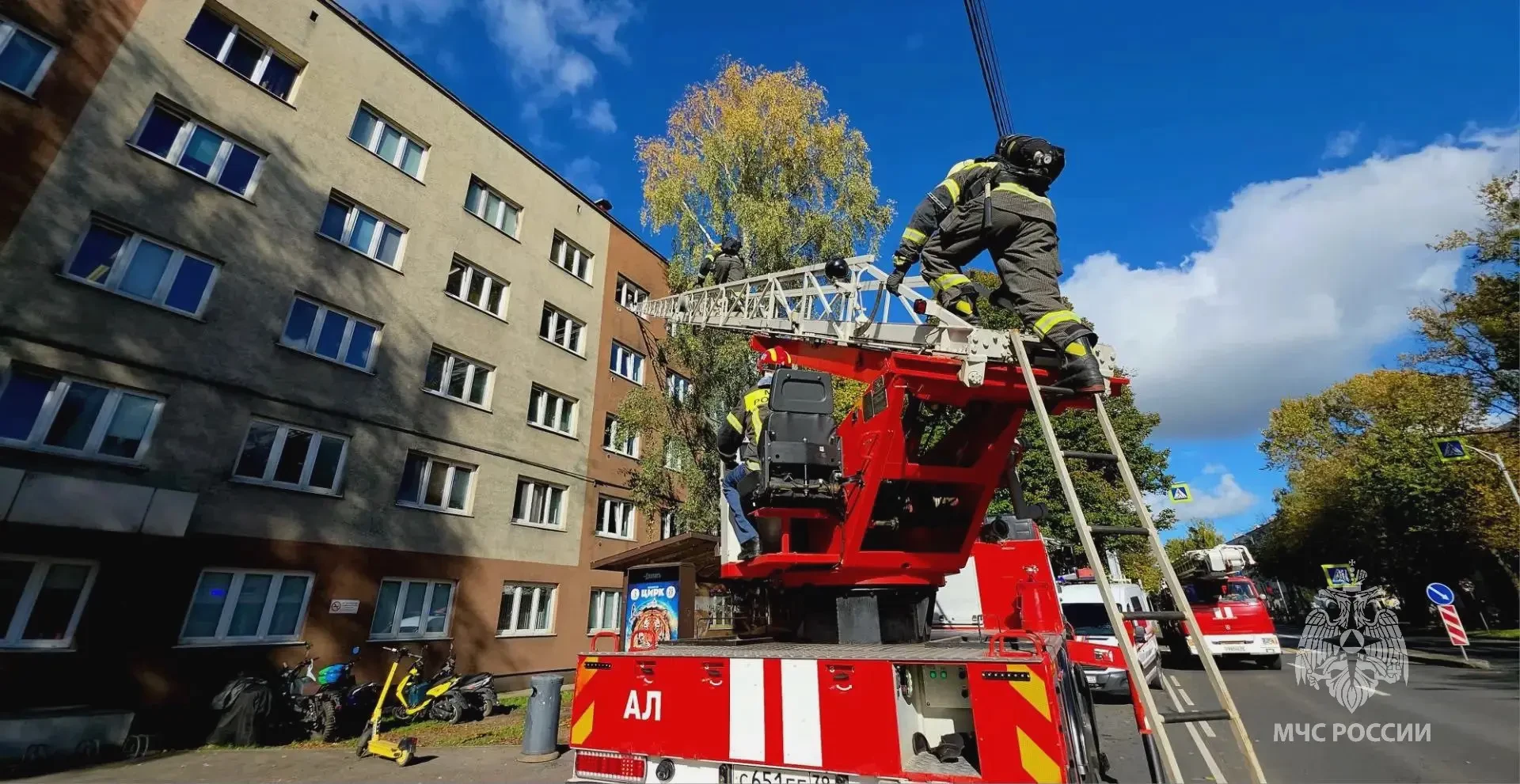 🔔 В общежитии БФУ прошли пожарно-тактические учения
