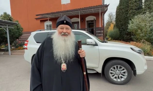 Митрополит Орловский и Болховский Тихон передал в зону СВО медицинской роте свой внедор...