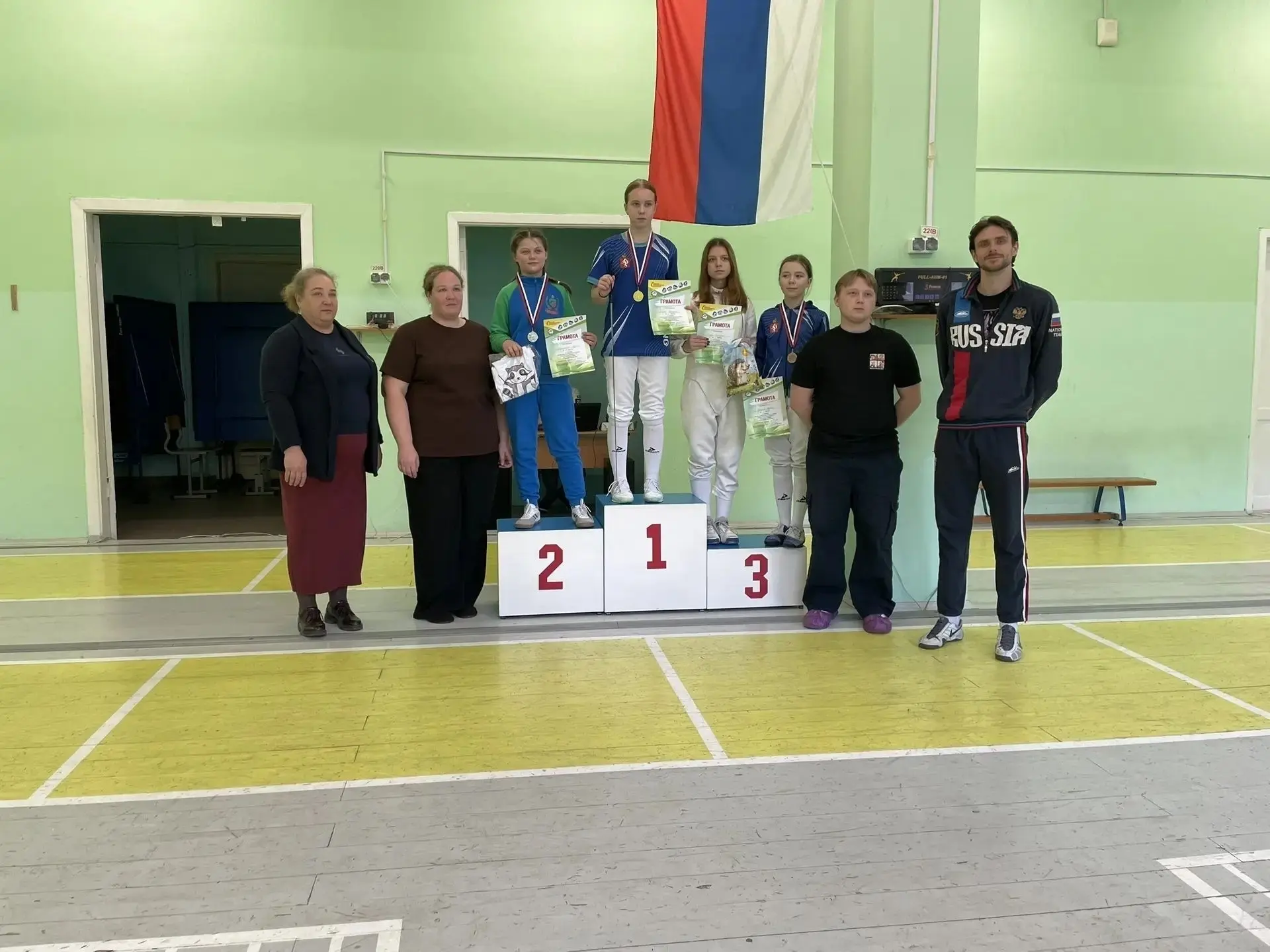 🤺 Полевские фехтовальщики вернулись с «Осеннего марафона» с медалями