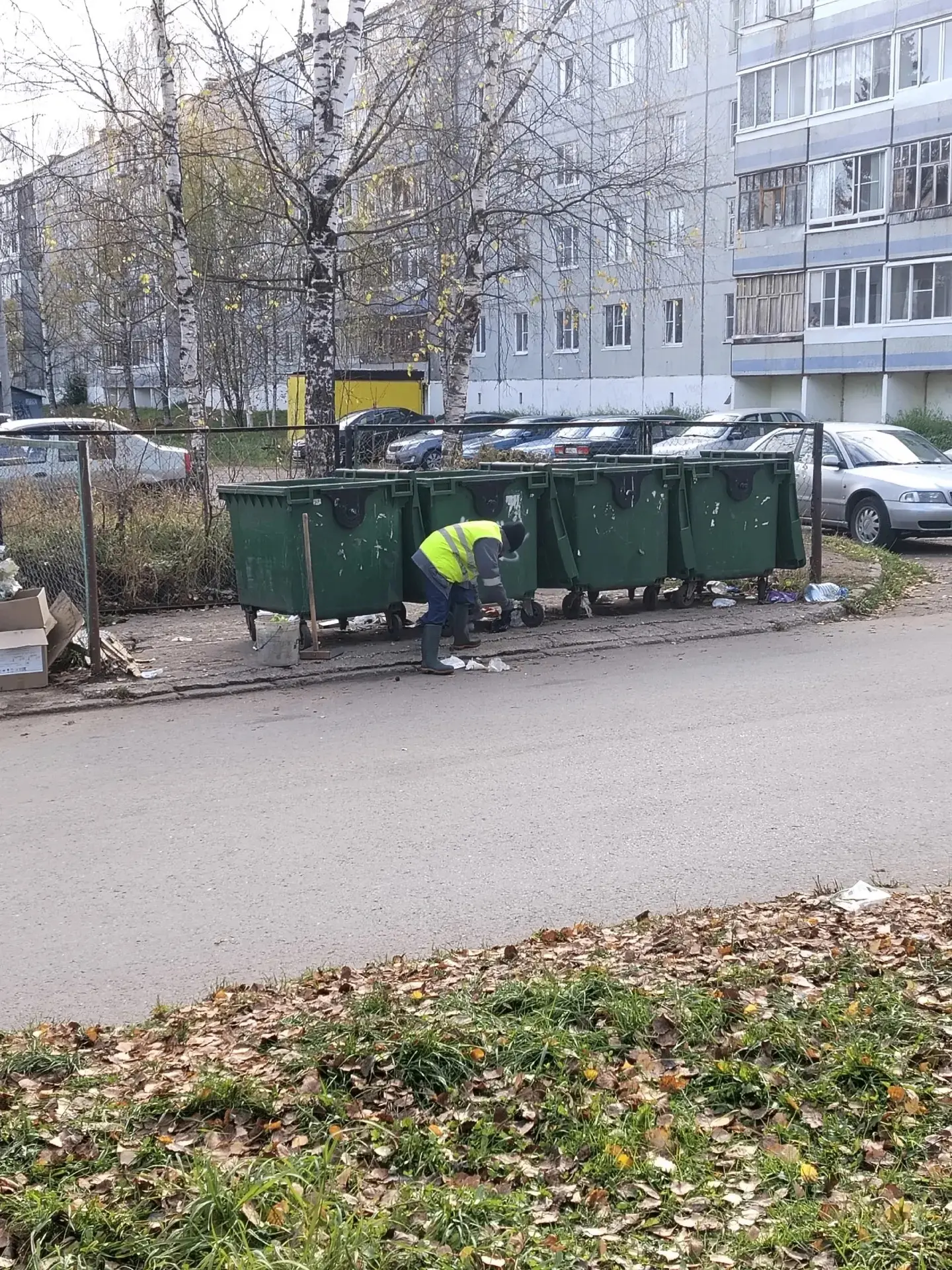 🧹Тихая забота о вашем комфорте: будни сотрудников ЖЭУ‑3