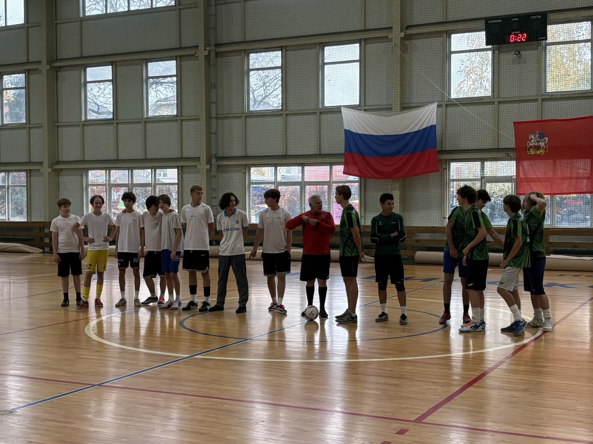 Сегодня в СОК «Петрово-Дальнее» для нашей школы стартовали соревнования «Единой Школьно...