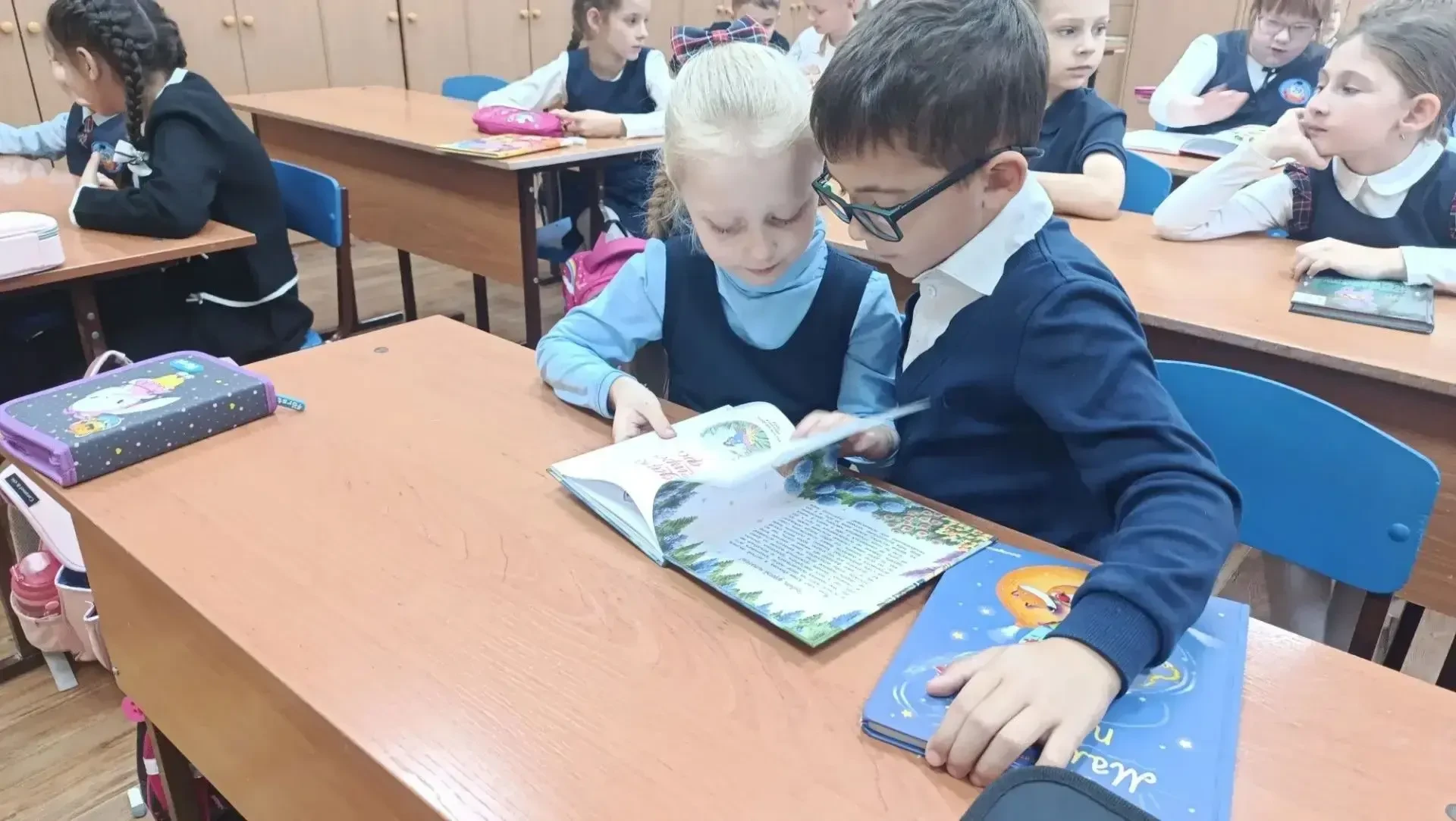 📚9 октября в России отмечается Всероссийский день чтения — неофициальный праздник, пос...