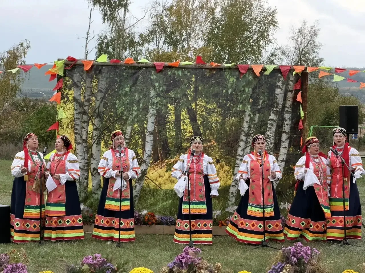 🎶 Праздник души и урожая: "Добродея" зажгла на Дне села.