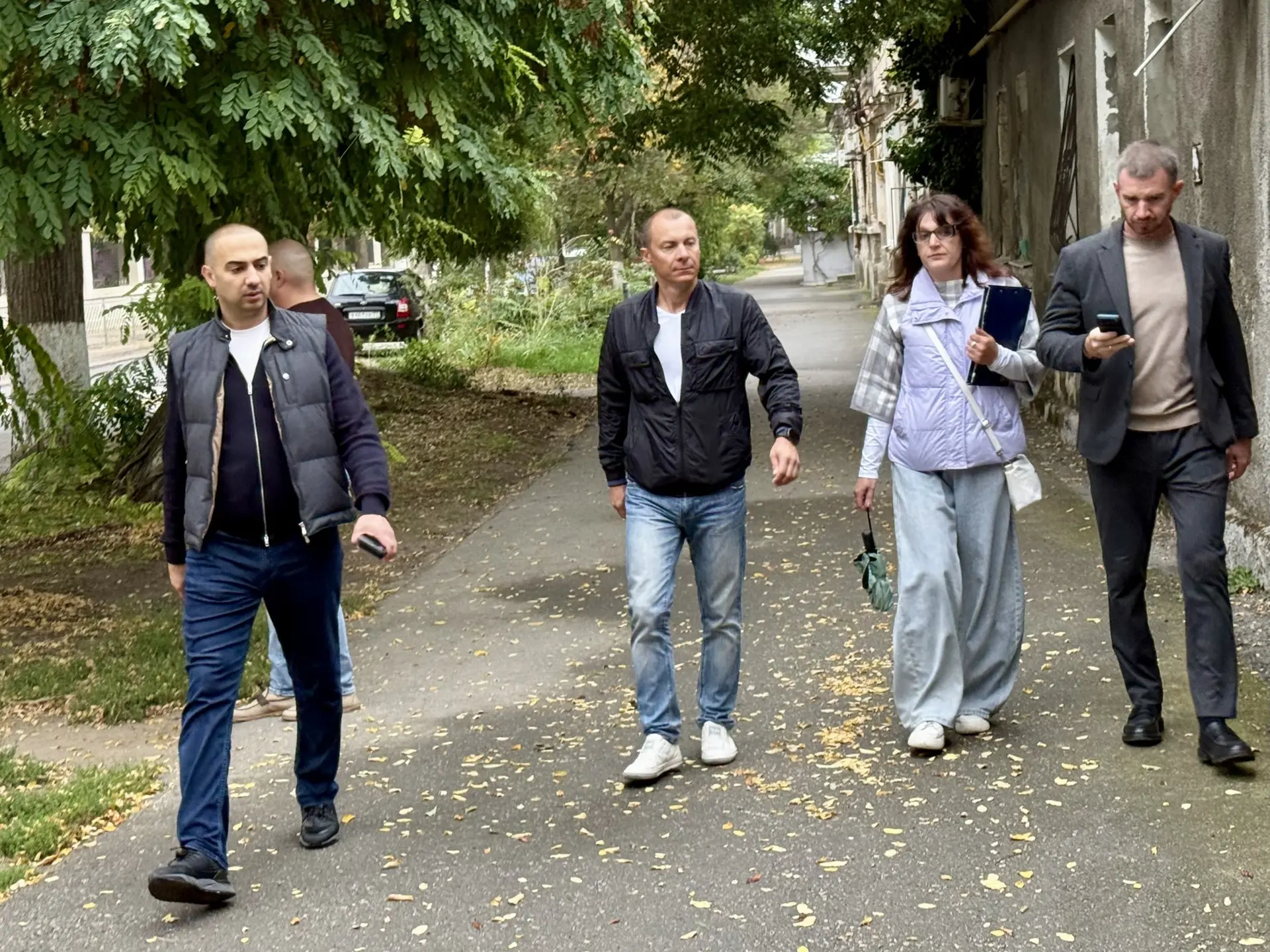 С коллегами из департамента городского хозяйства, муниципальных предприятий «Порядок» и...