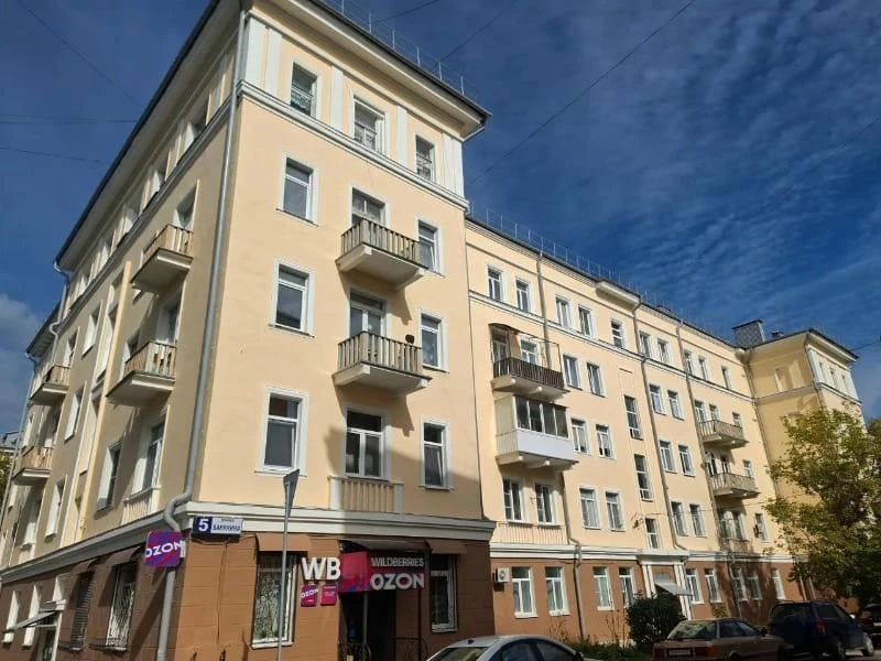 В Смоленске обновляют фасады и расширяют сеть уличного освещения