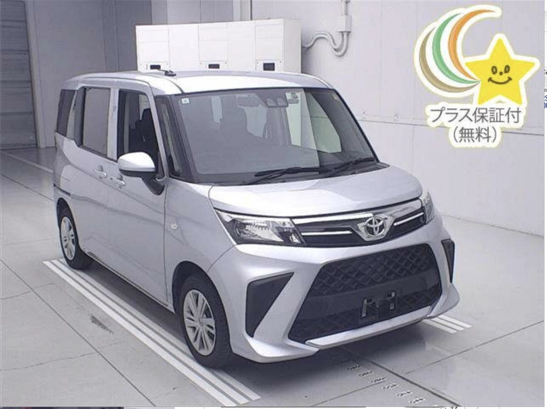 Toyota Roomy 2022 года.