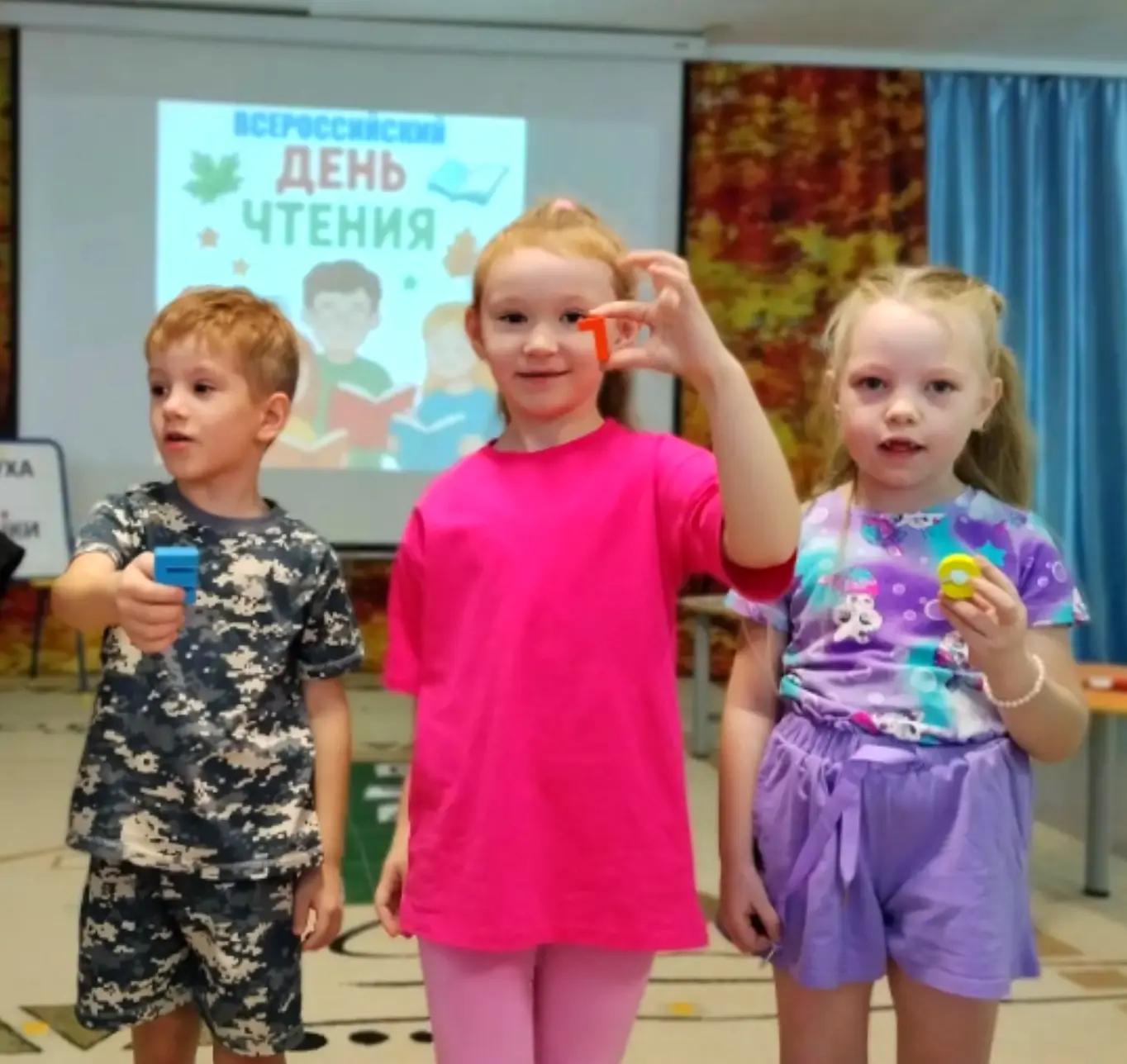 РАЗВЛЕЧЕНИЕ «ПУТЕШЕСТВИЕ В СТРАНУ ЧИТЛАНДИЯ» В ГРУППАХ «РОМАШКА» И «ПОЧЕМУЧКИ».