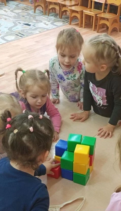 🎉 День рождения Винни‑Пуха в группе "Зайчата"! 🎉