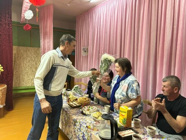 🌾 В Татарско-Дымском чествовали тех, кто кормит регион