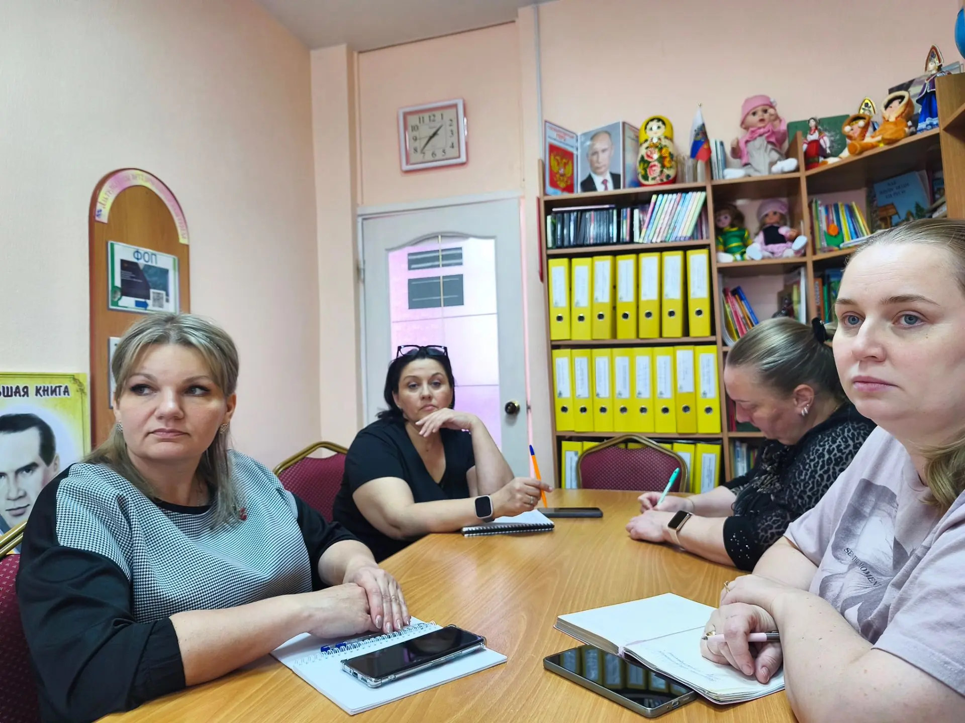 В МДОАУ ДС № 6 ЧЕРЕМУШКА Г.ТЫНДЫ прошло заседание городского творческого объединения «Р...
