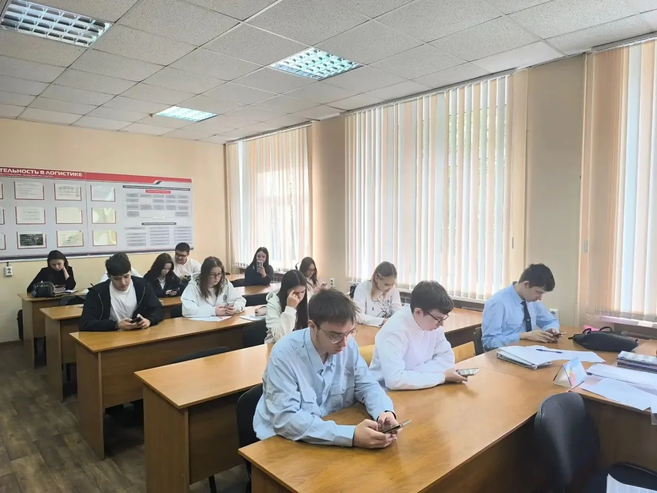 🔥Студенты групп: Л-22, Л-32, Д-23 приняли участие в ежегодной