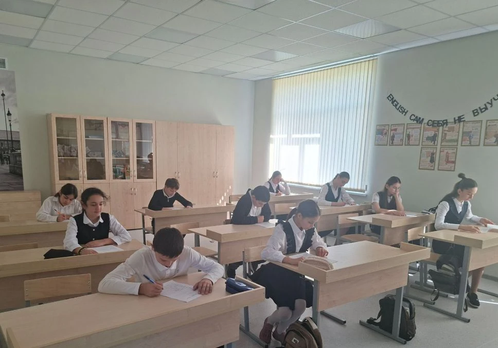 🏆 Сегодня, 8⃣ октября, в нашей школе прошла олимпиада по труду (технологии)! 🏆