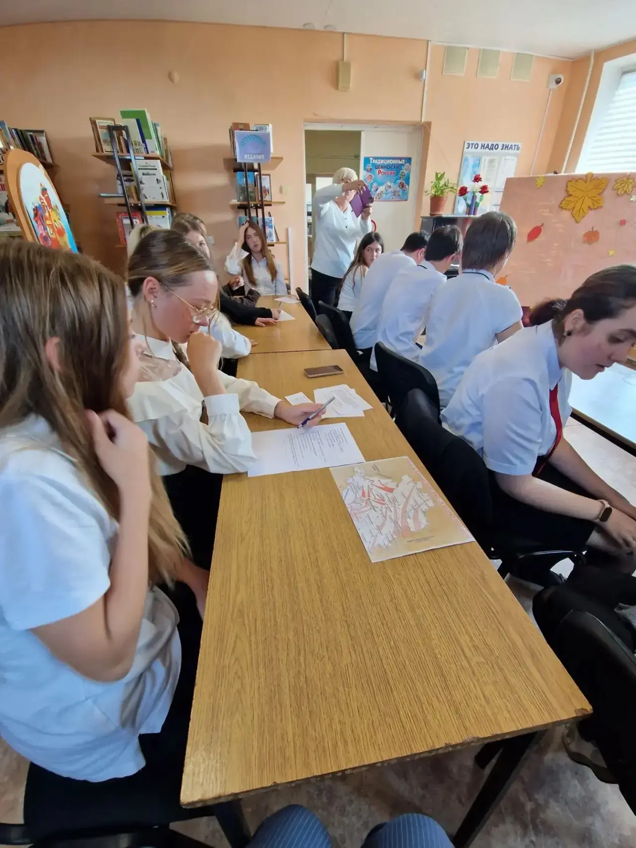 📚 Сегодня учащиеся нашей школы побывали в МБУК «Туапсинской ЦБС”библиотеке-филиале №1—...