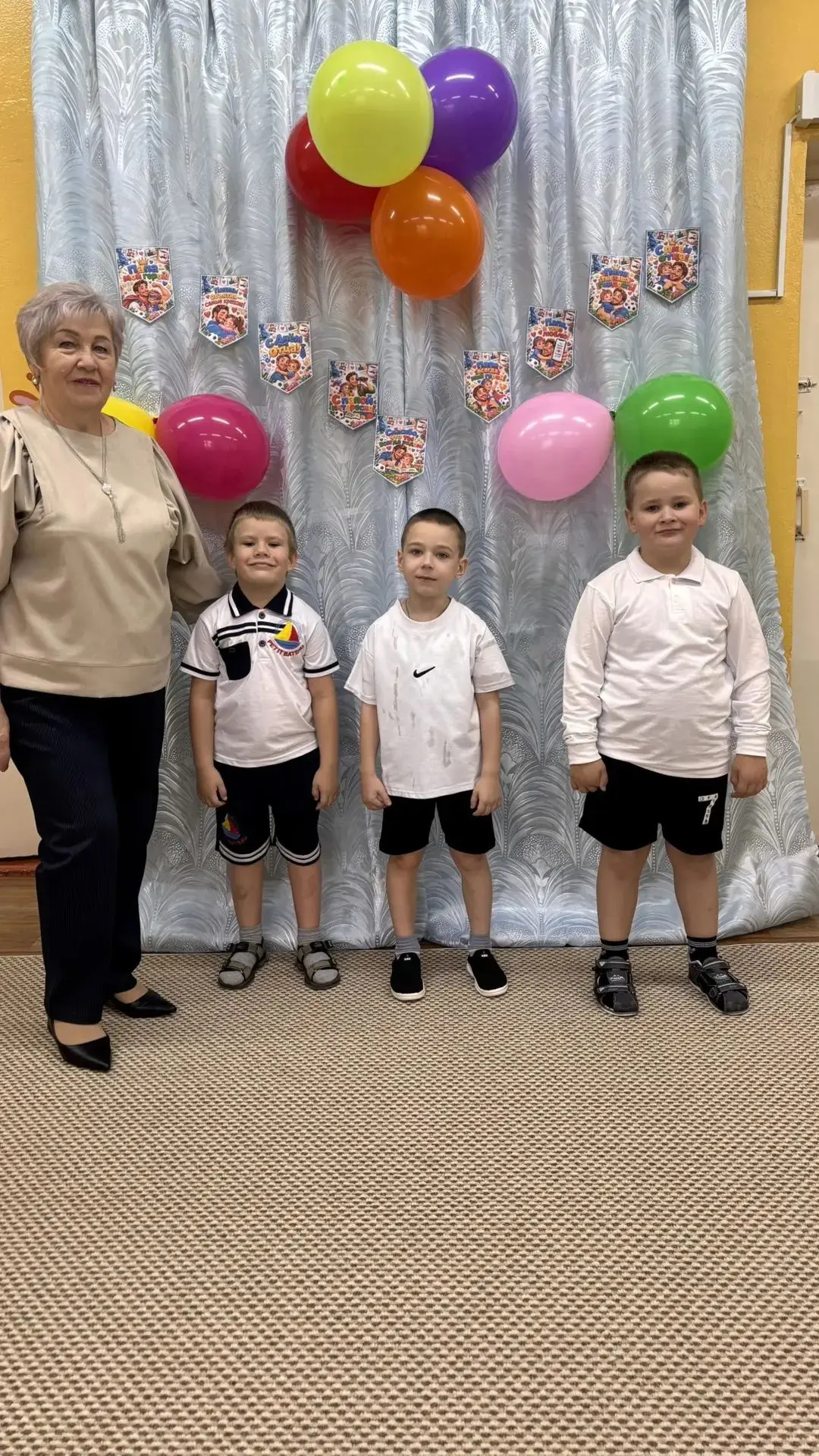 Сегодня в нашей группе прошло замечательное развлечение «Могу как папа!»💪 посвящённое ...