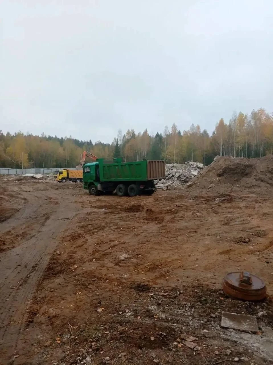 ▪️В Людинове продолжают готовить территорию к строительству нового корпуса больницы