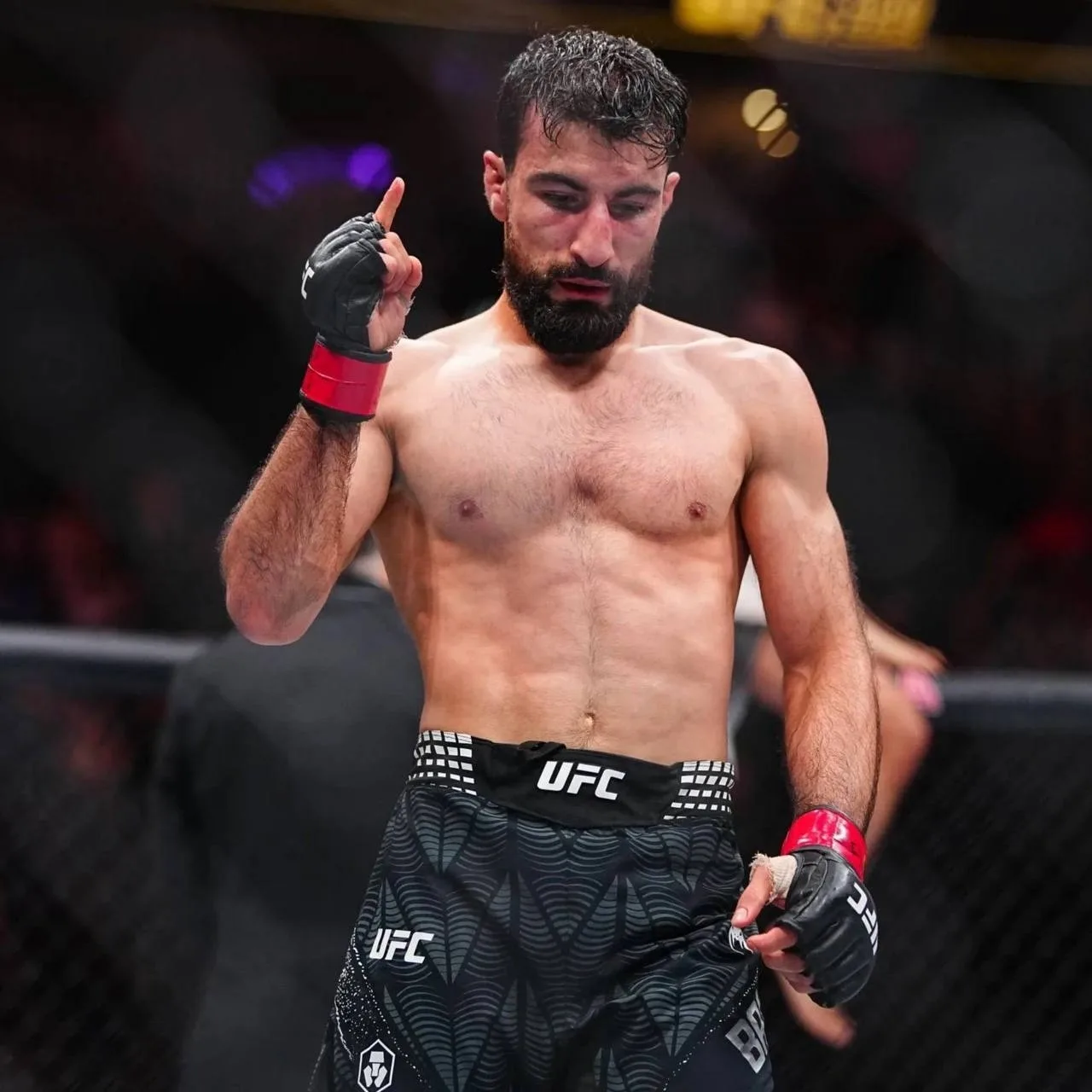 ⚡️Непобеждённый боец уволен из UFC на серии из семи побед!