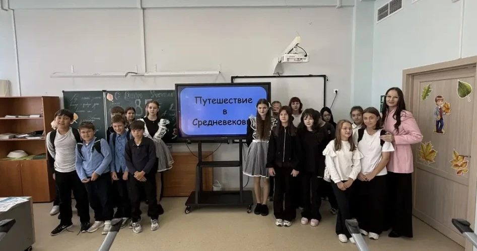 🎓 День самоуправления в школе: старшеклассники — в роли педагогов 🎓