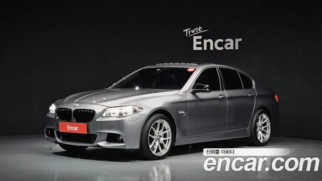 🚗 BMW 2013