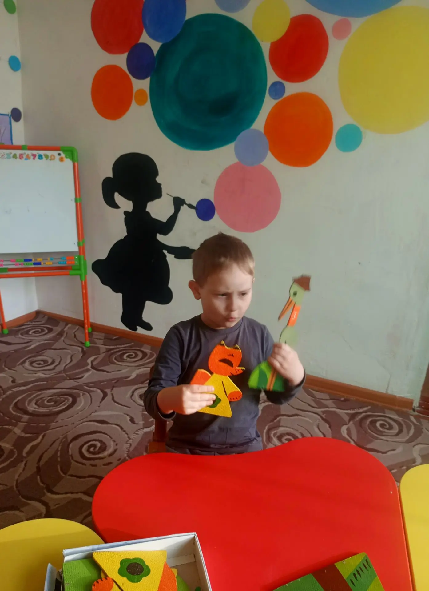 Сегодня на занятии у дефектолога Мишиной И.Н. мы открыли  удивительный мир театра. И эт...