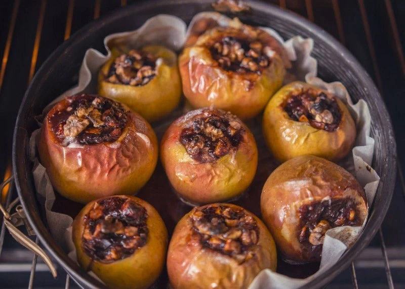 🍎Печеное ЯБЛОКО с изюмом и орехами🍎