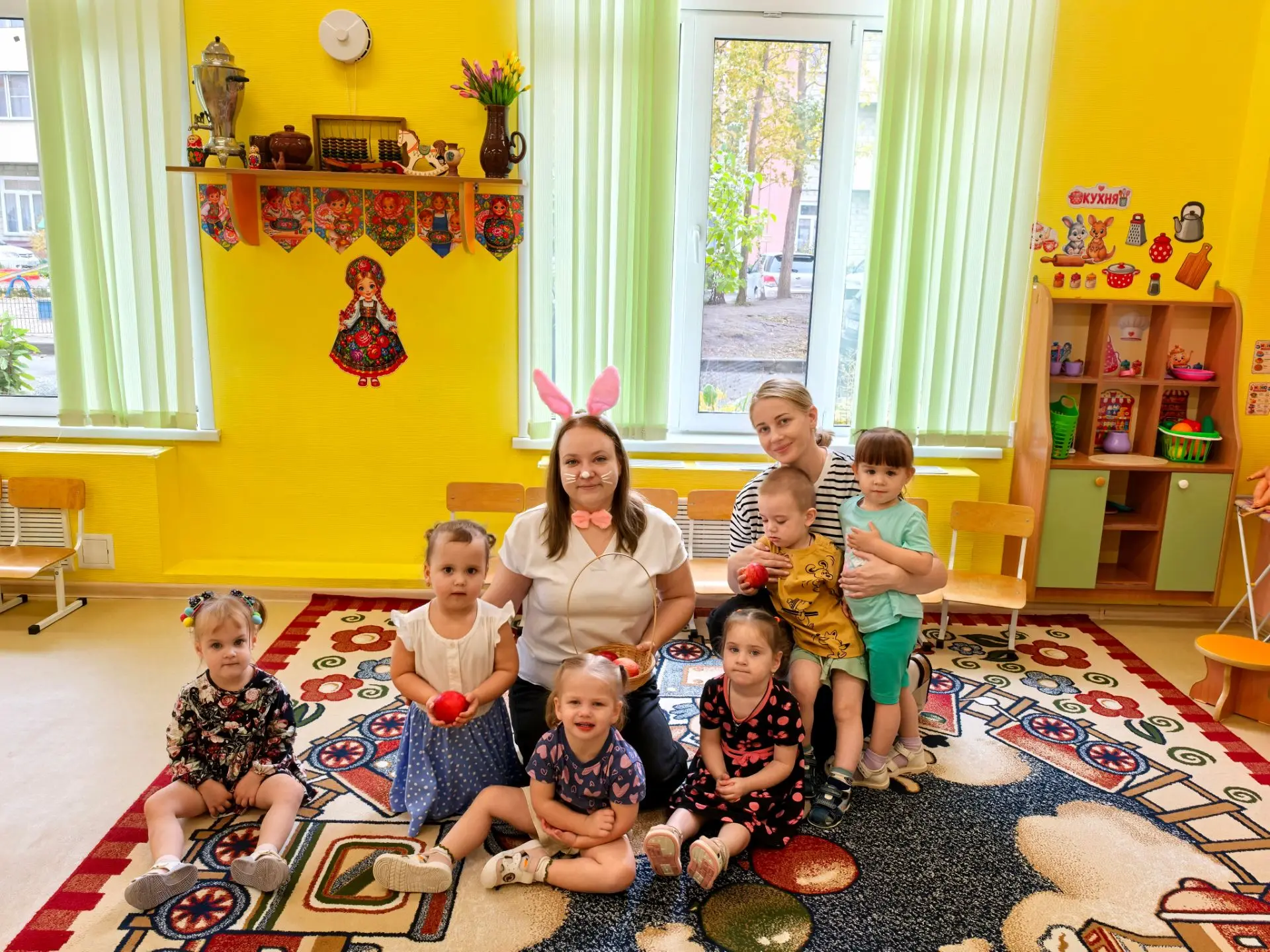 Зайка-побегайка в гостях у группы «Солнышко» ☀️
