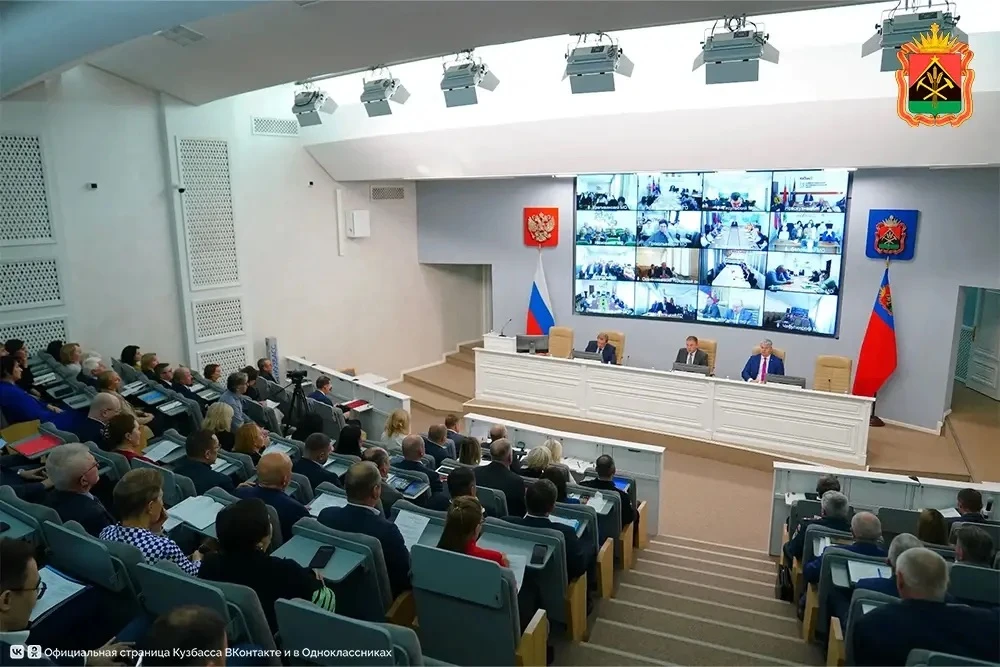 В Кузбассе завершают подготовку общественного транспорта к работе в зимние холода