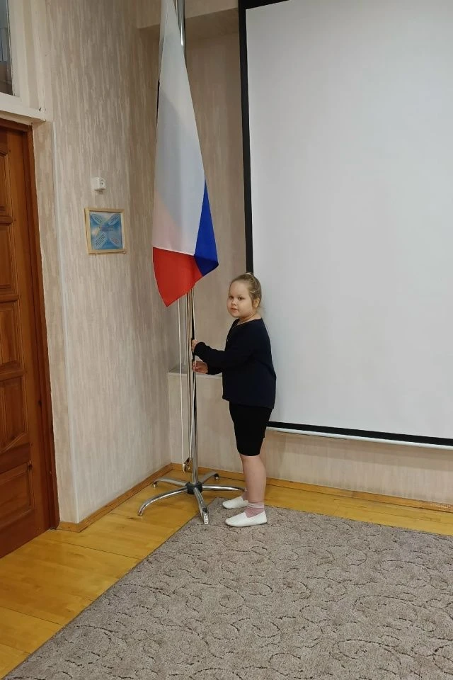 В нашем детском саду сложилась замечательная и очень важная практика — поднятие Государ...