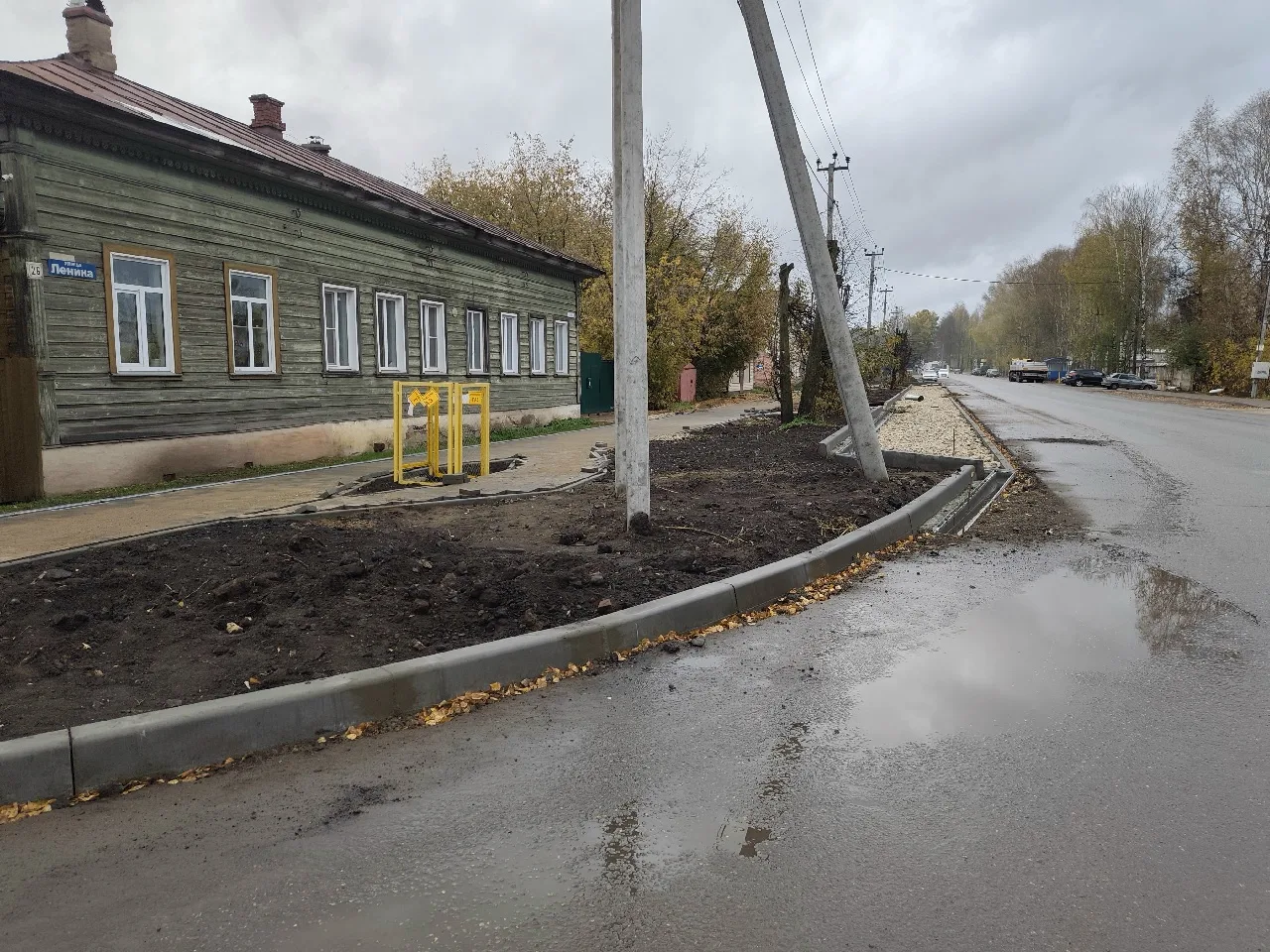 Завершился первый дождливый день после многих недель сухой погоды!