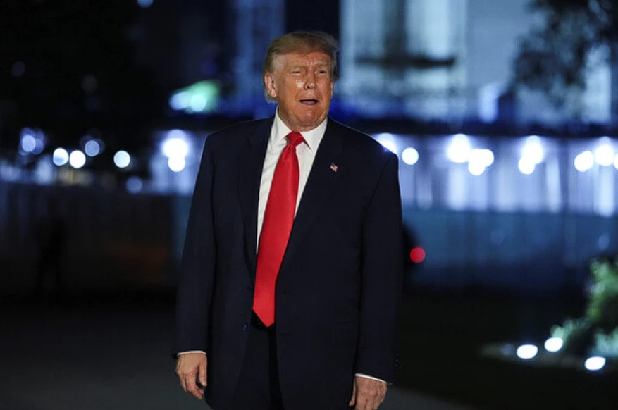 Рынок опять начал расти на заявлениях Трампа про энергоперемирие. В новостях подробней:...