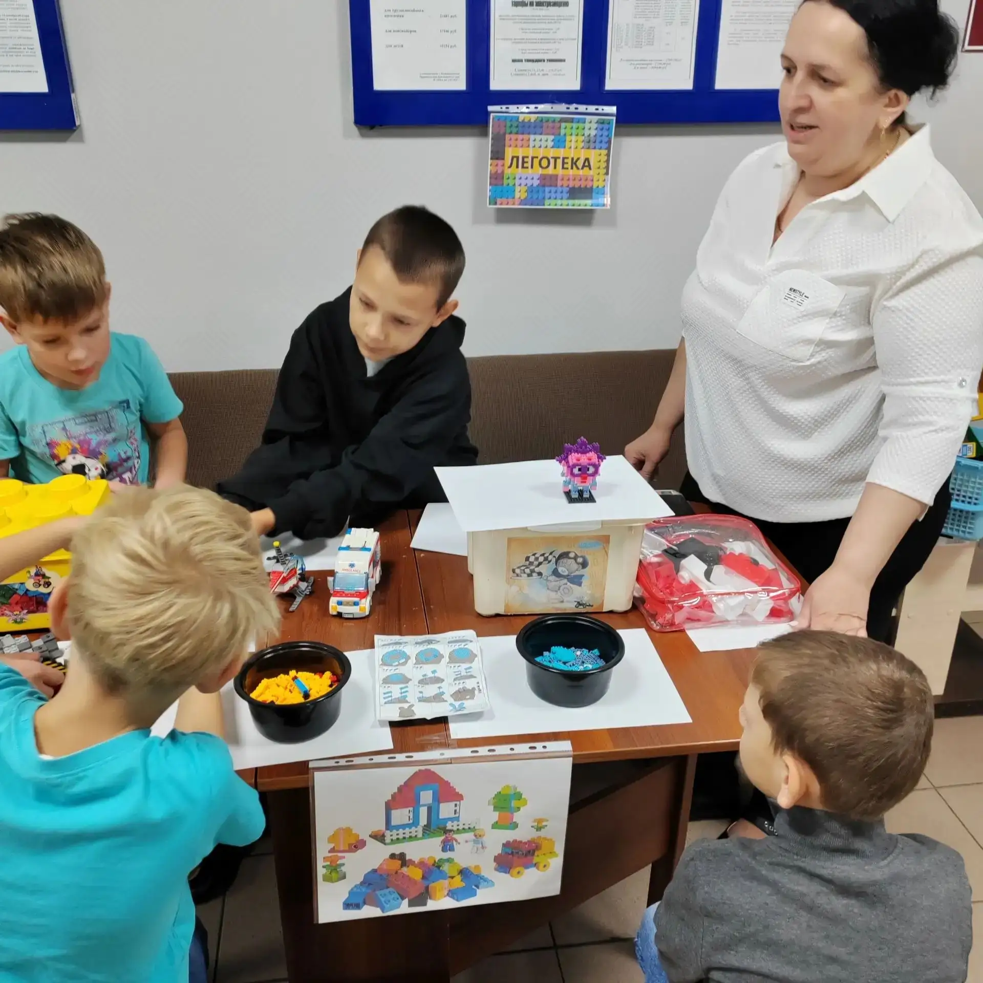 🎉 День открытых дверей, проходивший в КГБУ СО КЦСОН «Иланский» 10 октября, стал ярким ...