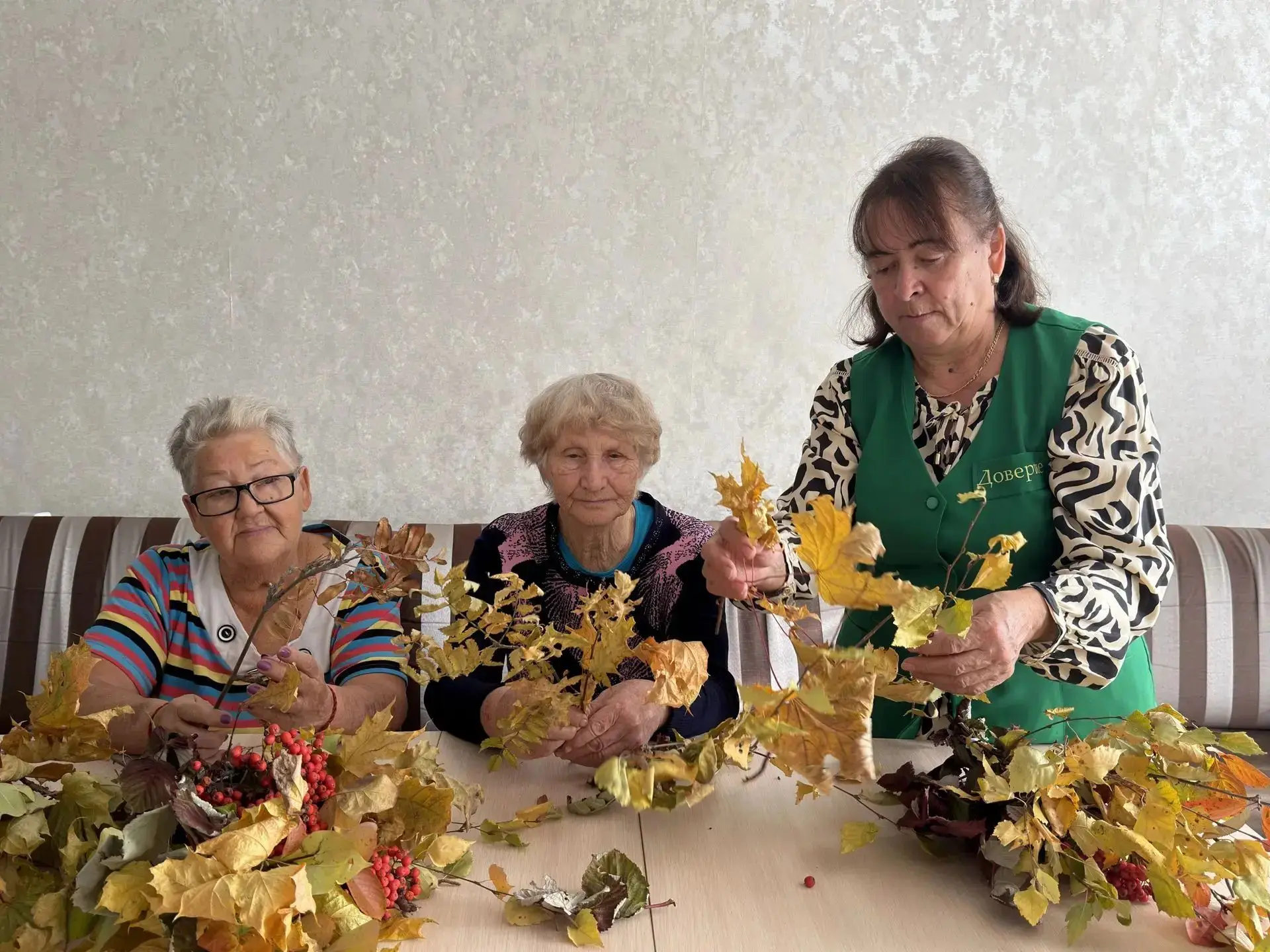 Осеннее вдохновение в клубе «Активное долголетие»! 🍂✨