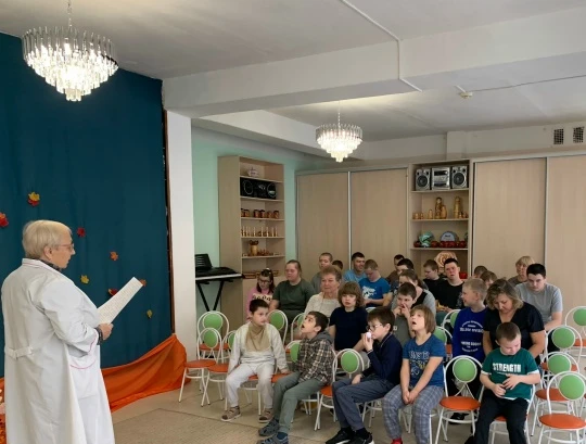 Врач-педиатр Сазоненко Лилия Валентиновна провела с детьми занятие по формированию ЗОЖ,...